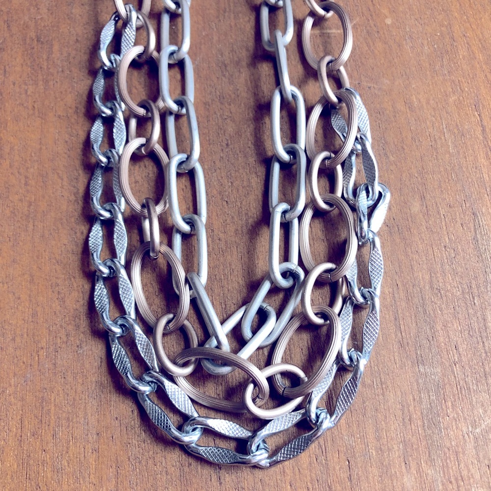 Sabika 3 Row Chain Nacklace